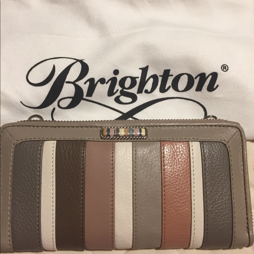 Brighton wallet